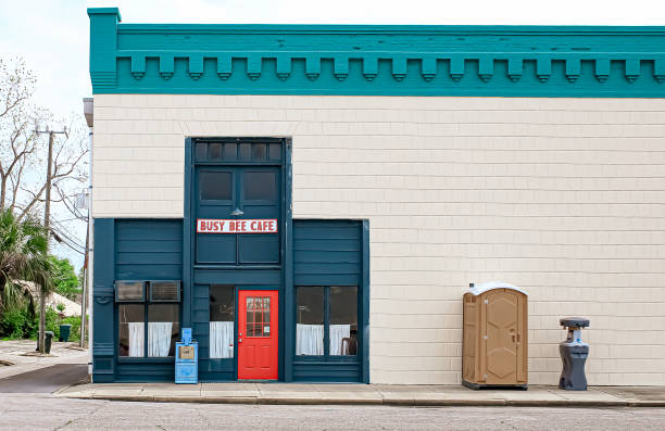 Porta potty rental for outdoor events in Brookfield, MO